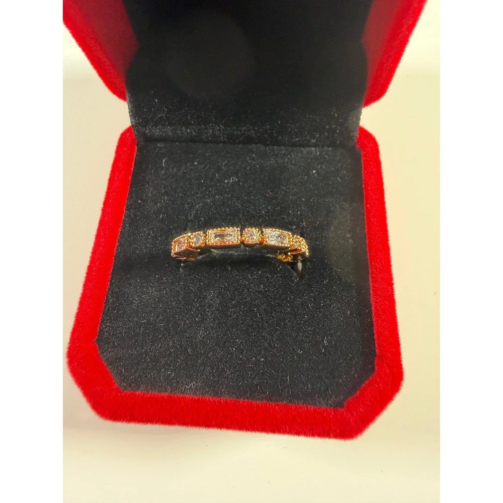 Gold Tone Baguette Round CZ Eternity Band Ring Vintage Style Milgrain Size 6.75